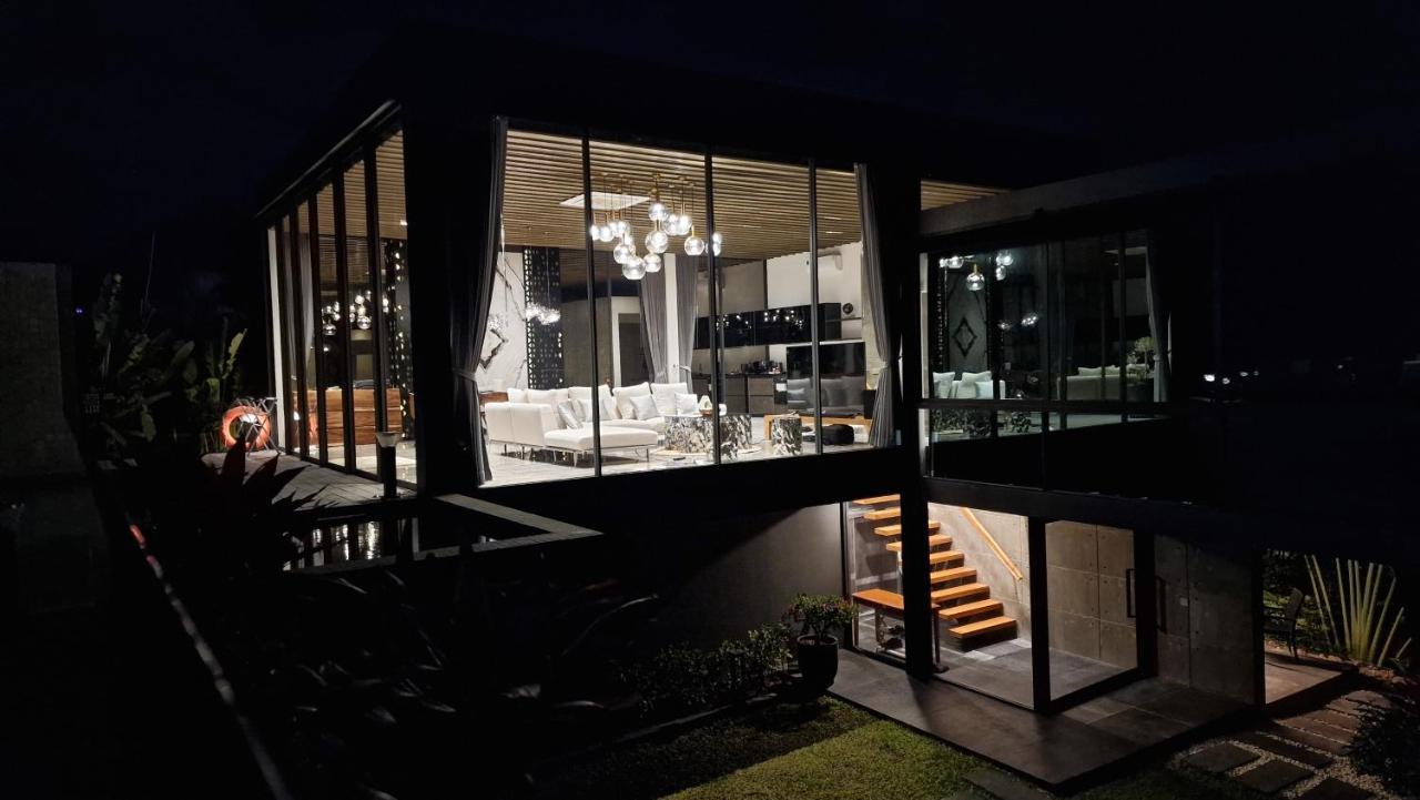 Villa Obsidian, With Staff, Sea View And Walk To Choeng Mon Beach Exterior photo