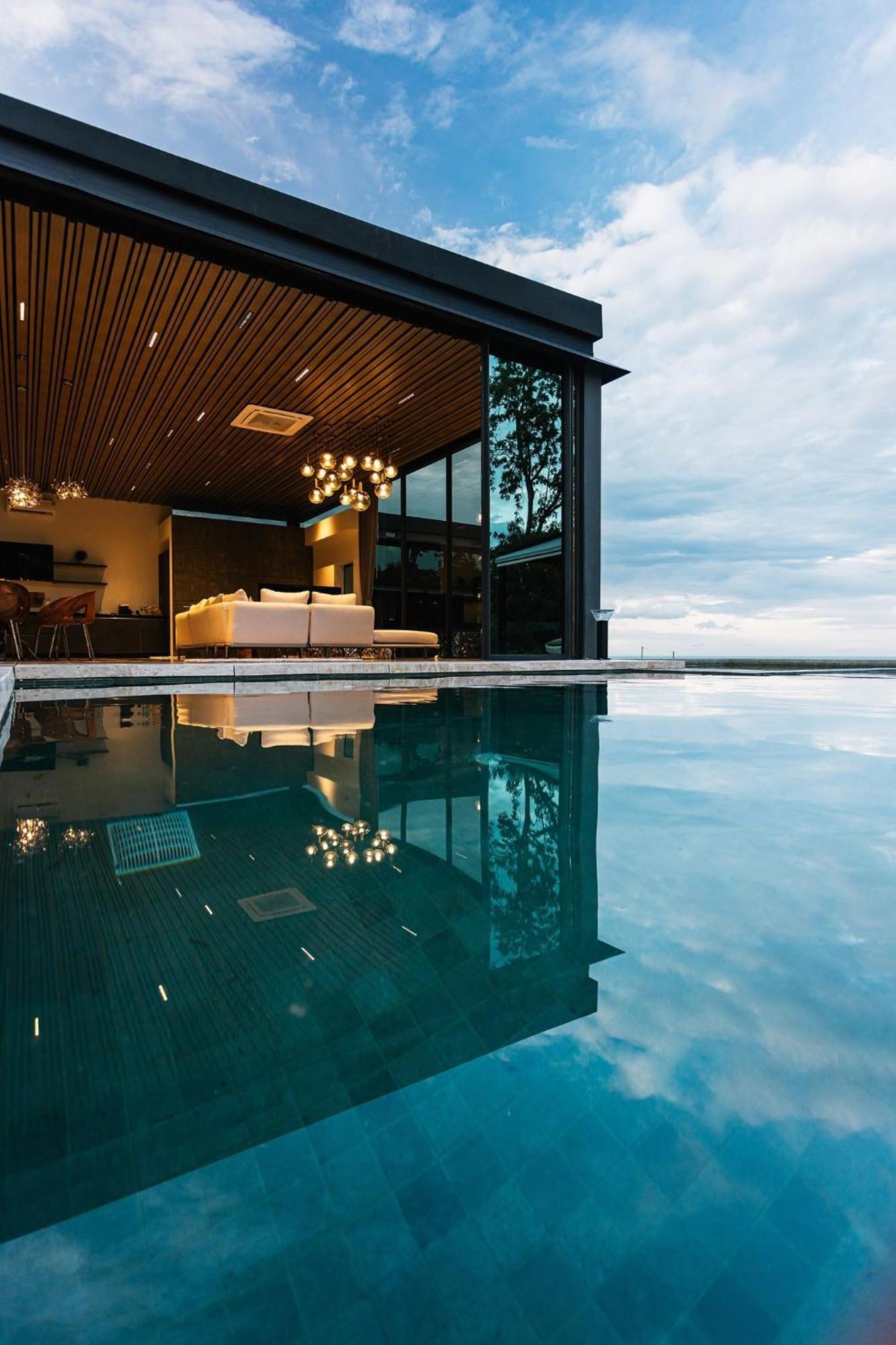 Villa Obsidian, With Staff, Sea View And Walk To Choeng Mon Beach Exterior photo